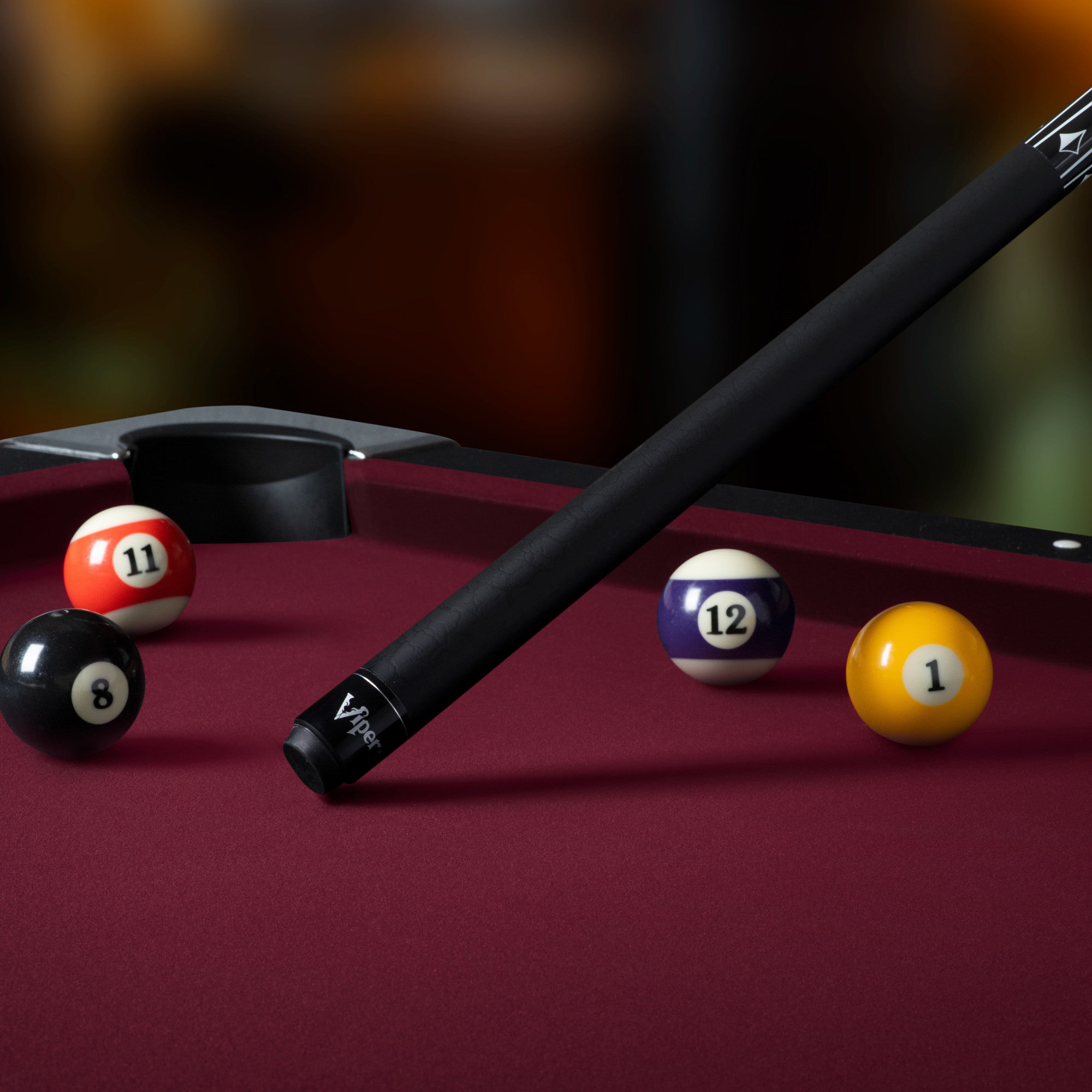 Viper 50-0913 Diamond Black Billiard/Pool Cue Stick